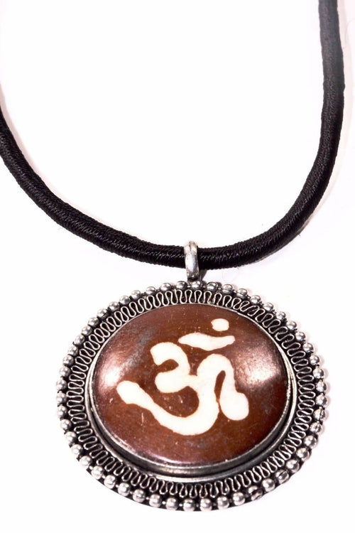 Silver Hestia Necklaces Auspicious Om Spiritual Necklace