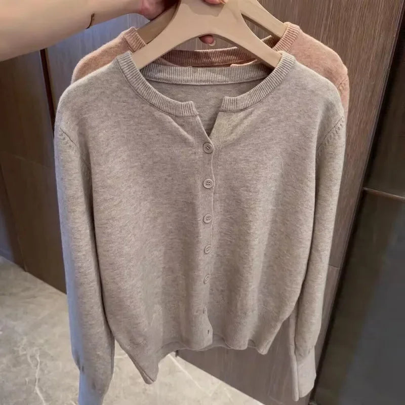 AliExpress Other Fashionista Woman's Thin Cashmere Sweater