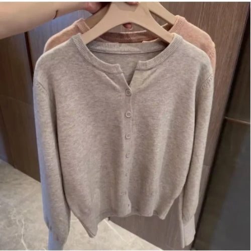 AliExpress Other Fashionista Woman's Thin Cashmere Sweater