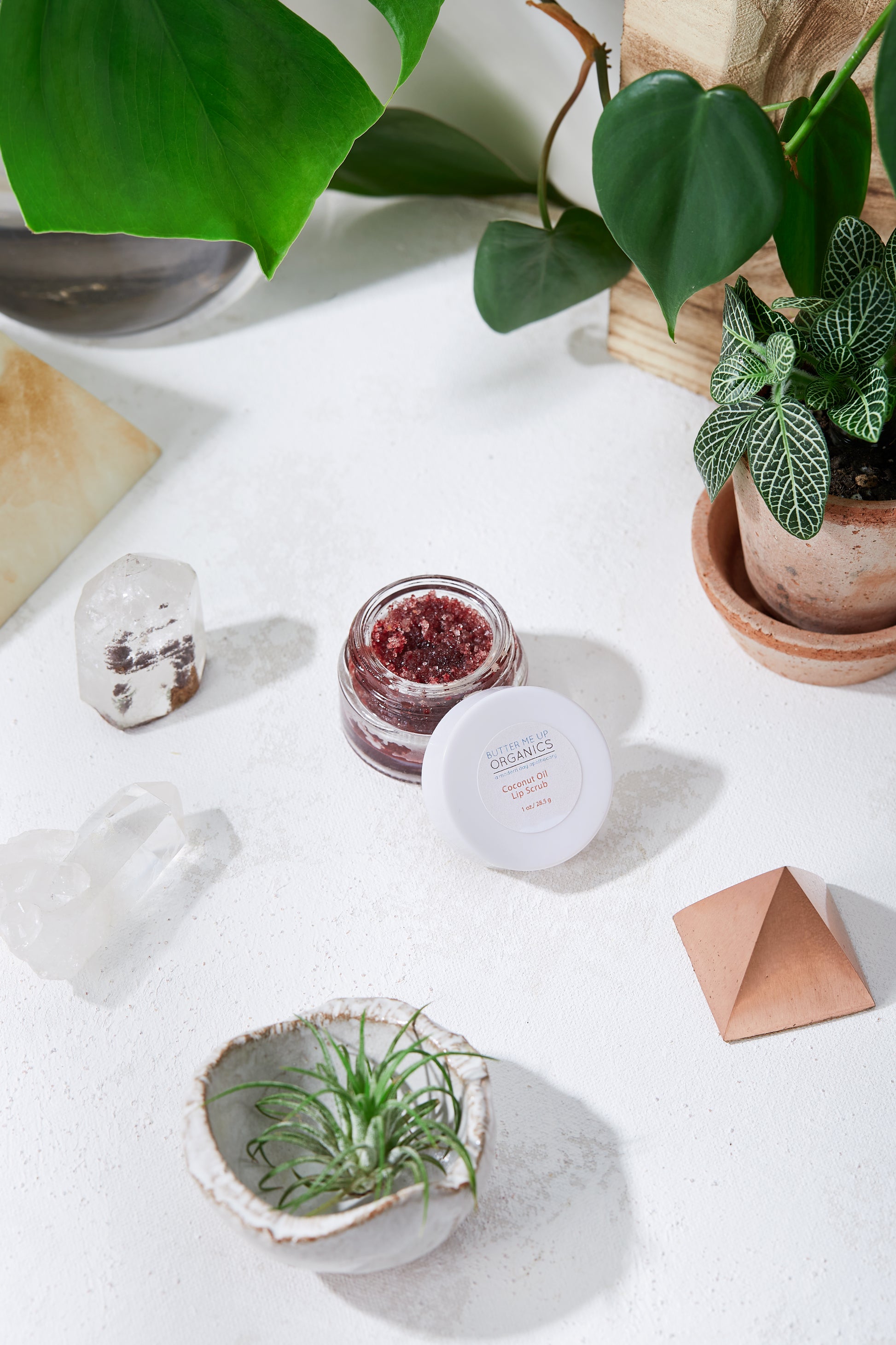 White Smokey Skincare Organic Coconut Lip Scrub